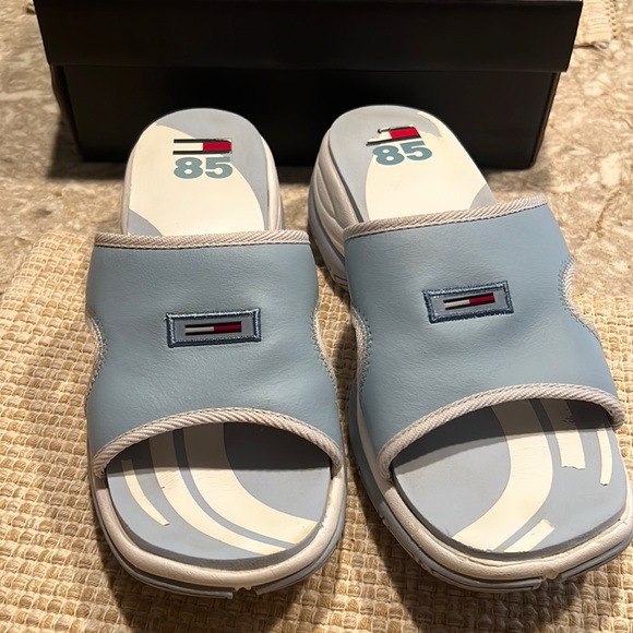 Retro Tommy Hilfiger Cascade slides - Picture 1 of 6